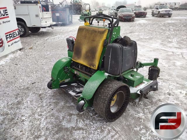 Image of John Deere 652R equipment image 4