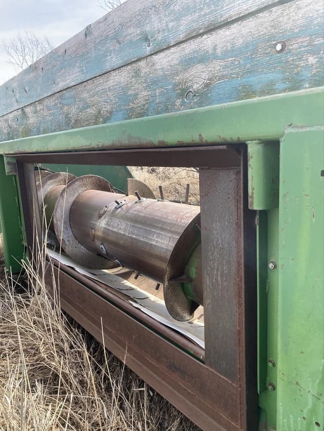 Image of John Deere 653A equipment image 2