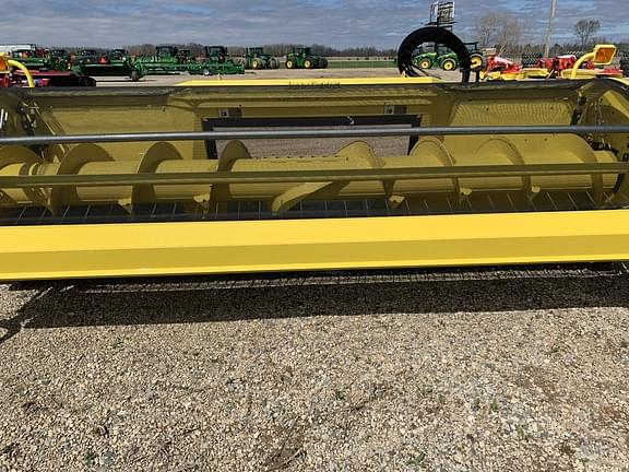 Image of John Deere 659 equipment image 4