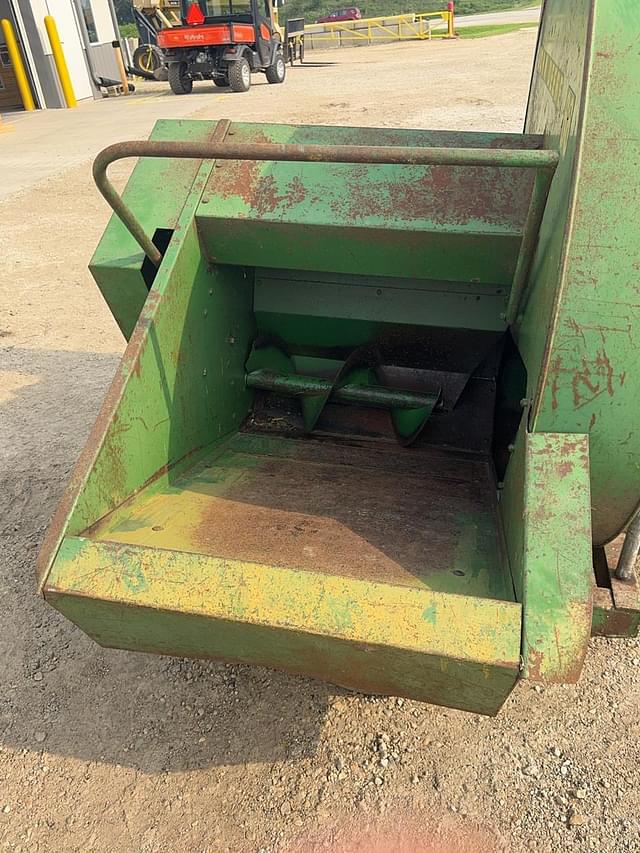 Image of John Deere 66 equipment image 2