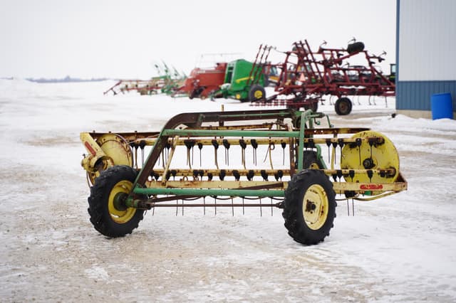 Image of John Deere 660 equipment image 4