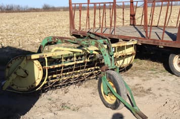 Main image John Deere 660