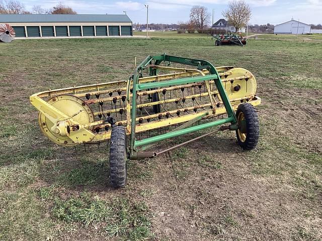 Image of John Deere 660 equipment image 1