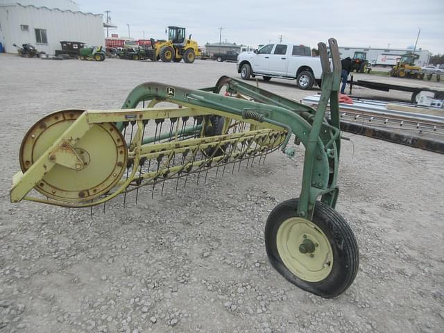Image of John Deere 660 equipment image 3