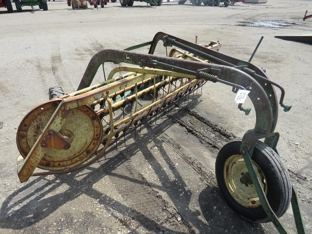 Image of John Deere 660 Primary image