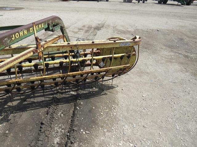 Image of John Deere 660 equipment image 2