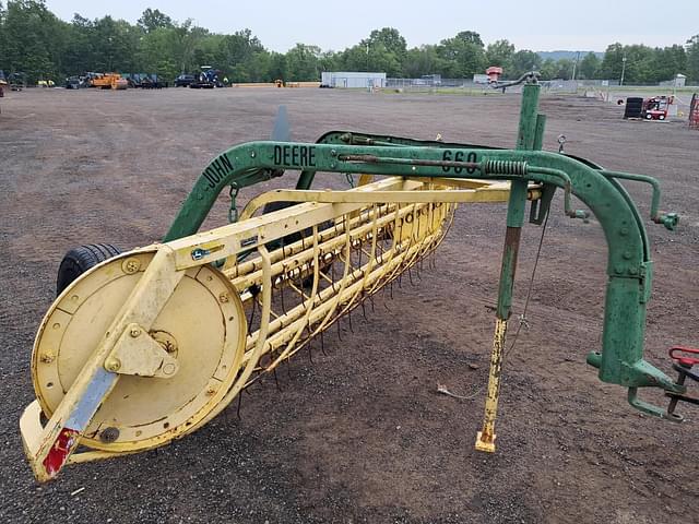 Image of John Deere 660 equipment image 1
