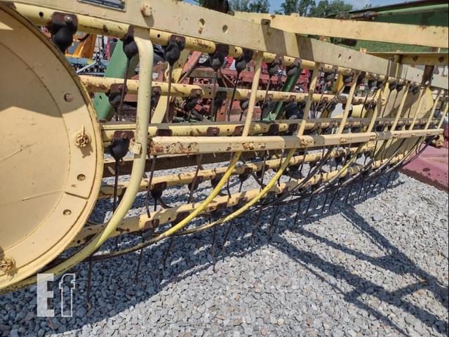 Image of John Deere 660 equipment image 4