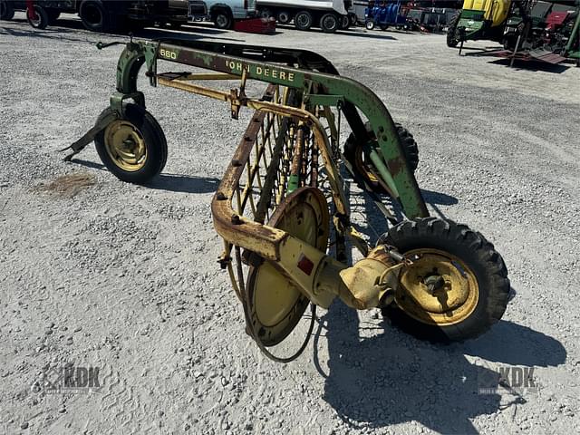 Image of John Deere 660 equipment image 1