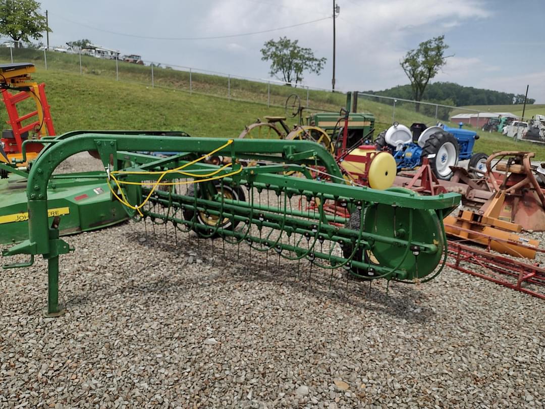 Image of John Deere 660 Primary image