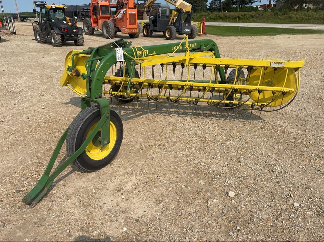 Image of John Deere 660 Primary image