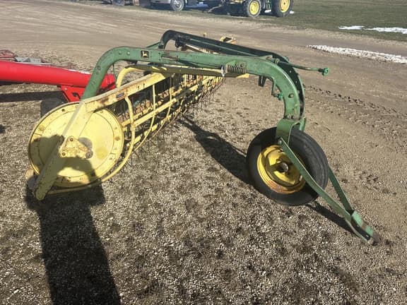 Image of John Deere 660 equipment image 1