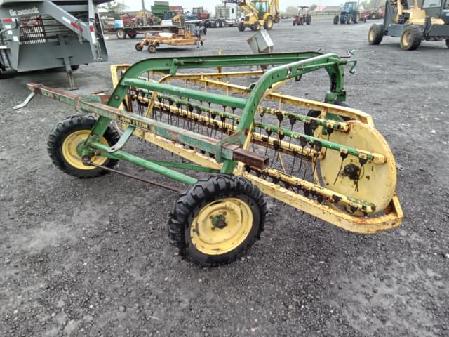 Image of John Deere 660 equipment image 1