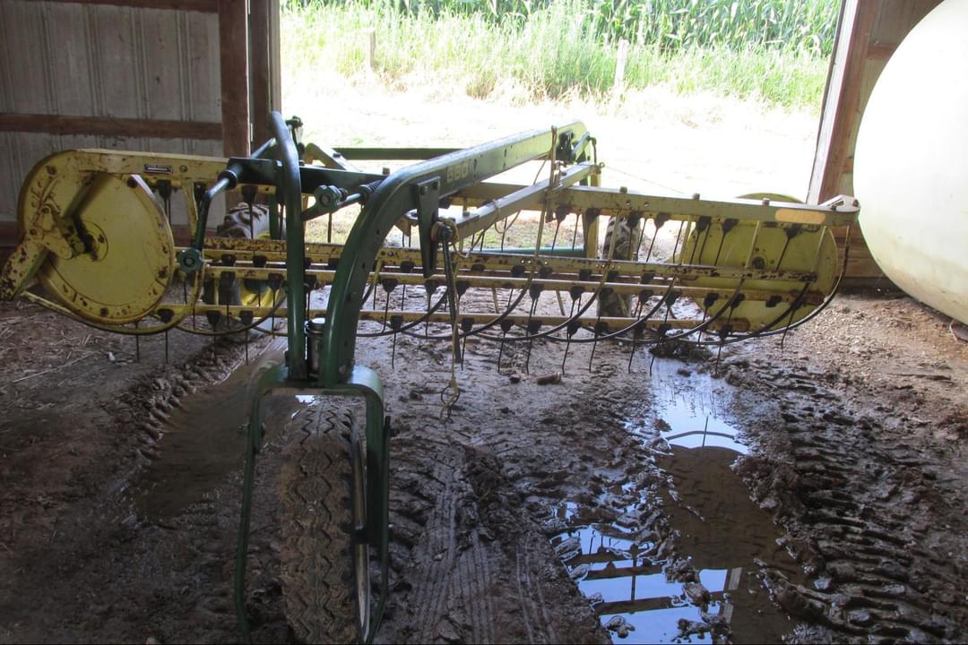 Image of John Deere 660 Primary image