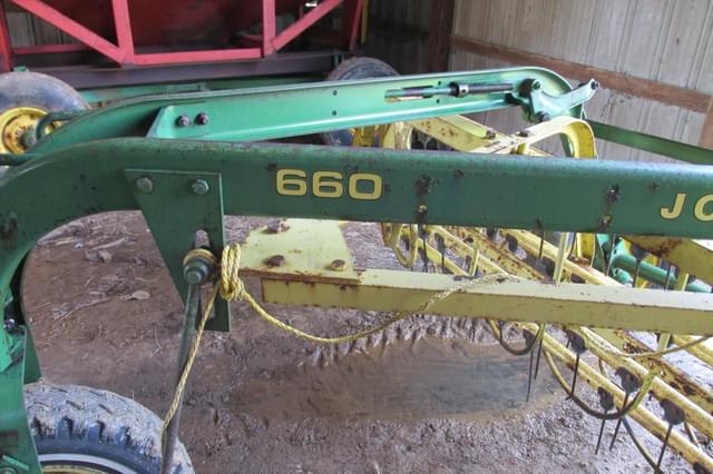 Image of John Deere 660 equipment image 1