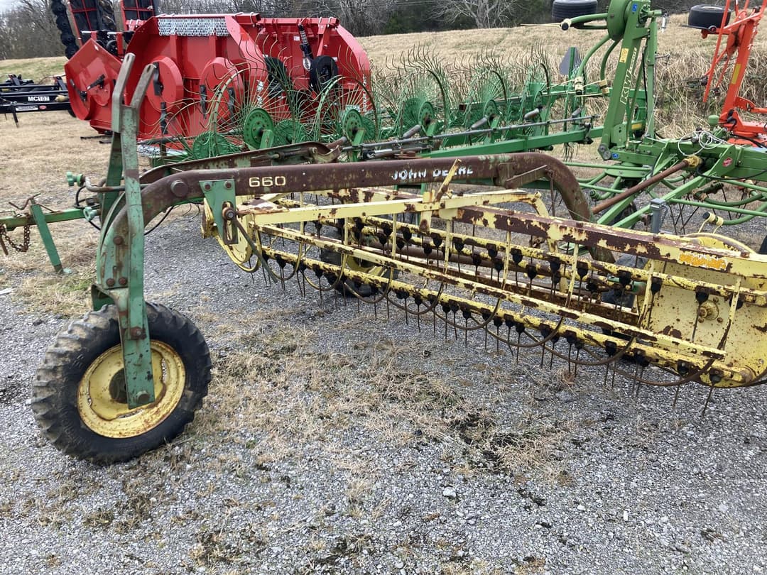 Image of John Deere 660 Primary image