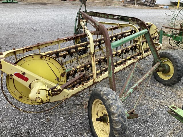 Image of John Deere 660 equipment image 2