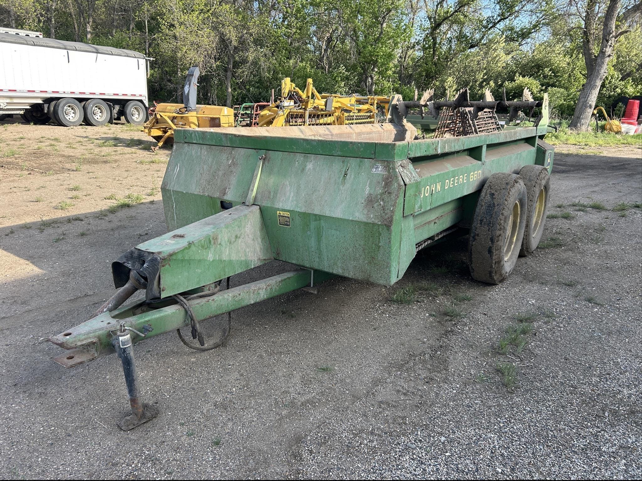 John Deere 660 Equipment Image0