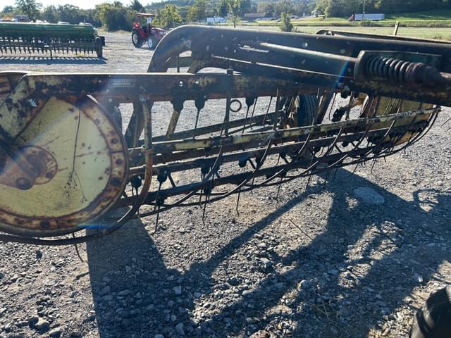 Image of John Deere 660 equipment image 4
