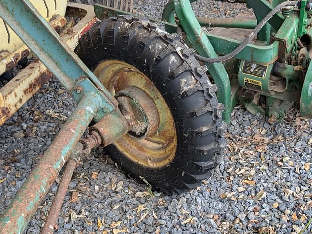 Image of John Deere 660 equipment image 4