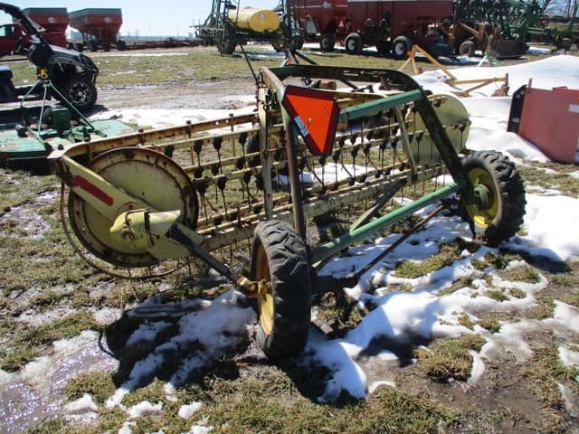 Image of John Deere 660 equipment image 2