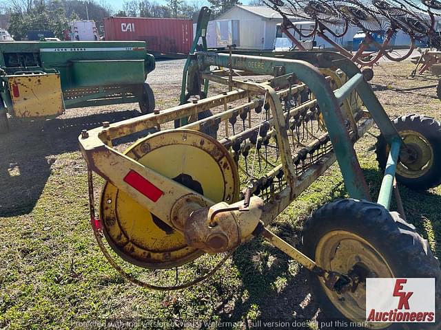 Image of John Deere 660 equipment image 1