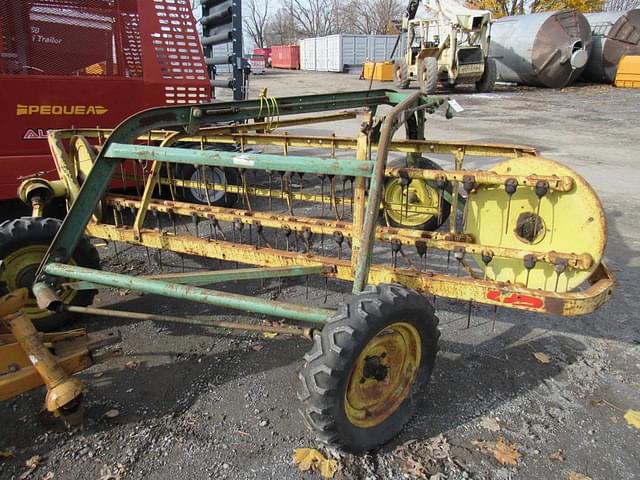 Image of John Deere 660 equipment image 4