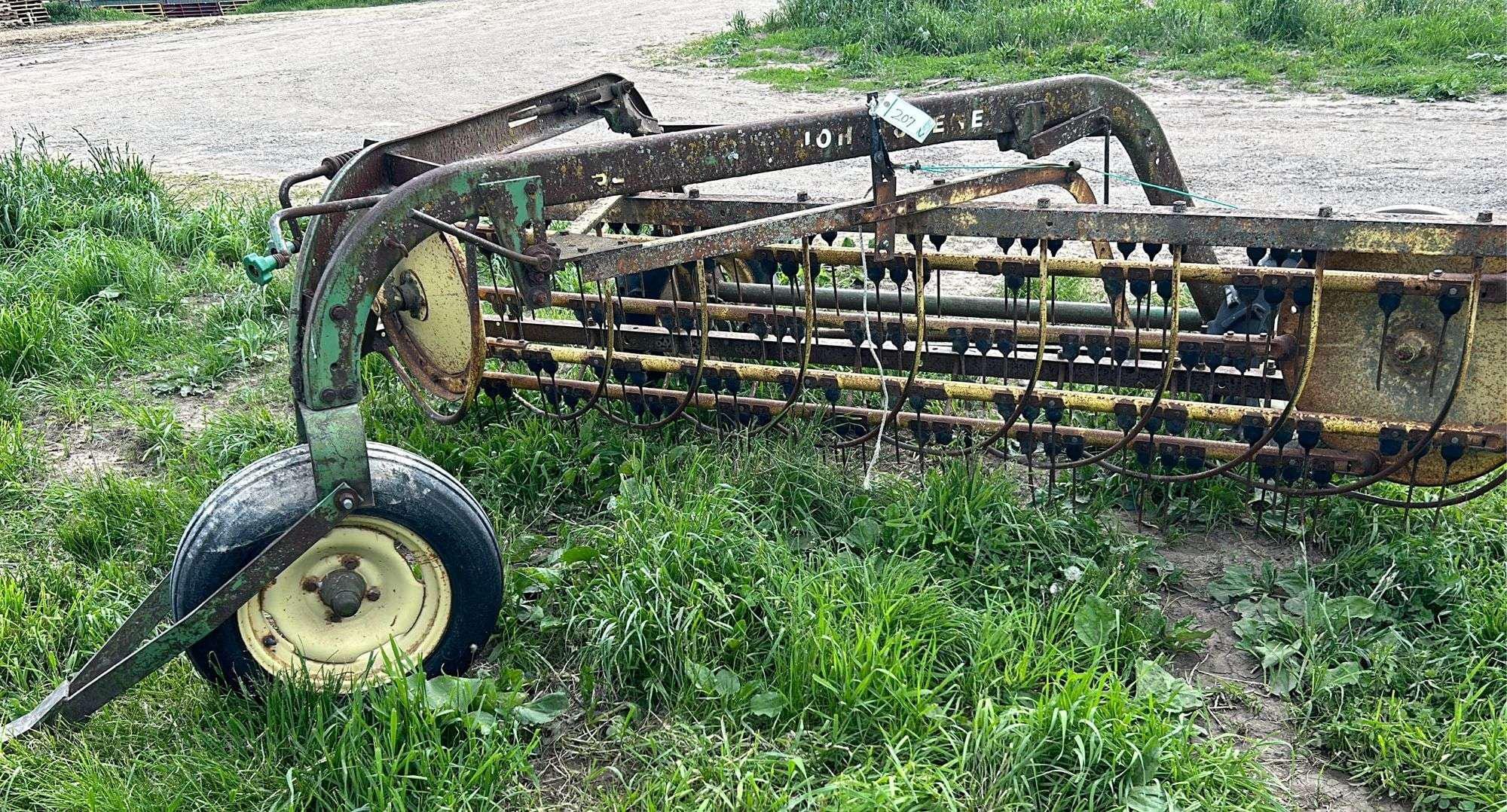 Main image John Deere 660