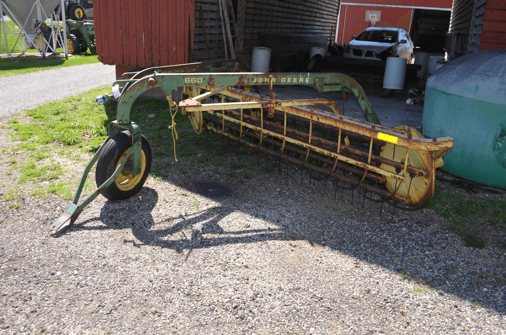 John Deere 660 Equipment Image0