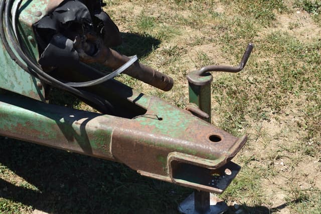 Image of John Deere 660 equipment image 3