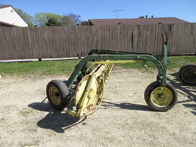 Image of John Deere 660 equipment image 1