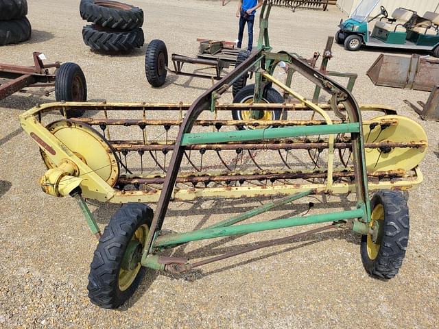 Image of John Deere 660 equipment image 2