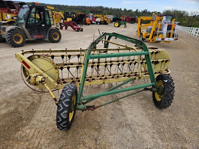 Image of John Deere 660 equipment image 3
