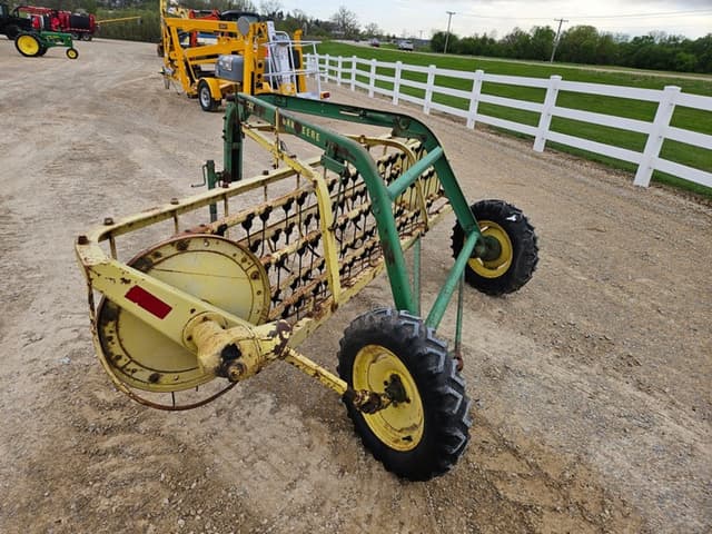 Image of John Deere 660 equipment image 2