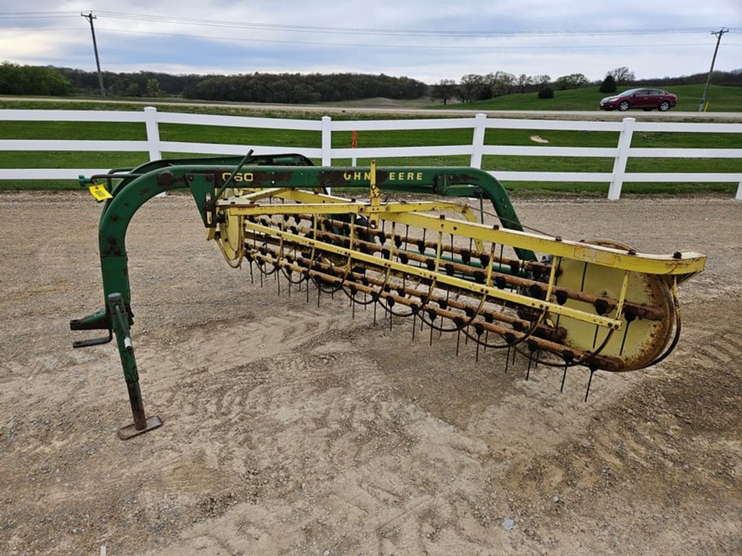 Image of John Deere 660 Primary image