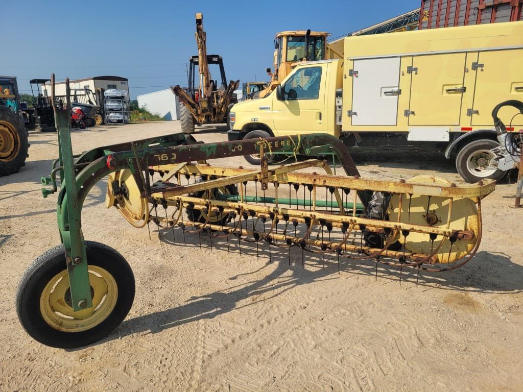 Image of John Deere 660 Primary image
