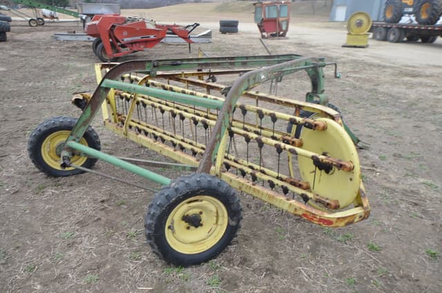 Image of John Deere 660 equipment image 4