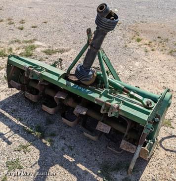 Main image John Deere 660