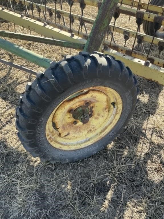 Image of John Deere 660 equipment image 4