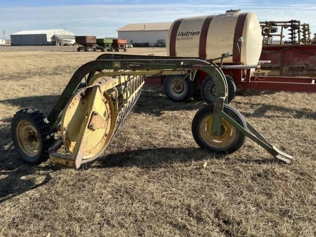 Image of John Deere 660 equipment image 1