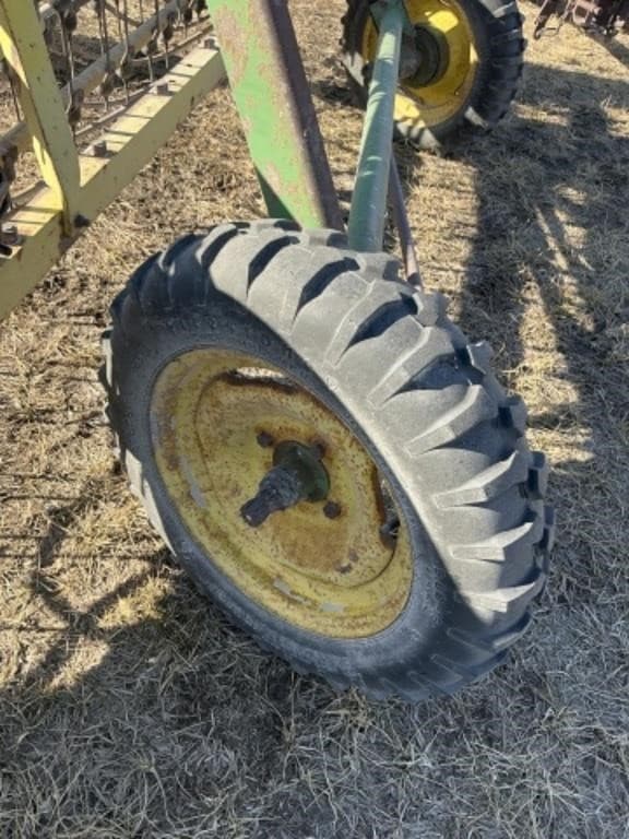 Image of John Deere 660 equipment image 3