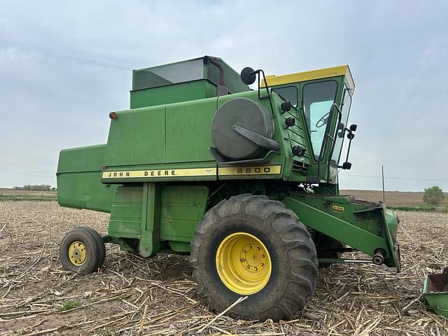 Image of John Deere 6600 equipment image 1