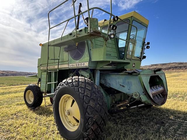 Image of John Deere 6602 equipment image 4