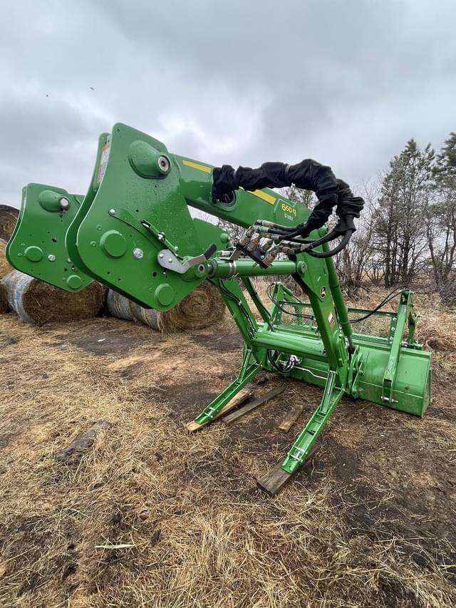 Image of John Deere 660R equipment image 3