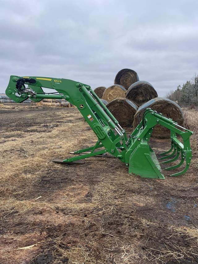 Image of John Deere 660R equipment image 1