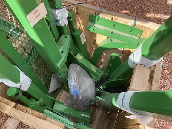 Image of John Deere 660R equipment image 3