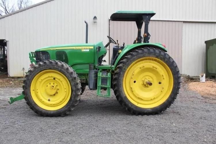 John Deere 6615 Equipment Image0