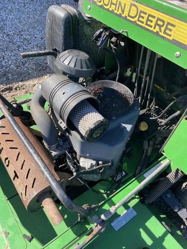 Image of John Deere 661R equipment image 4