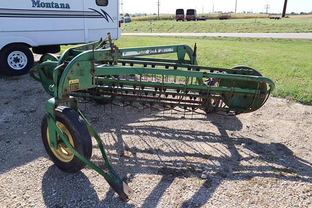 Image of John Deere 662 equipment image 1