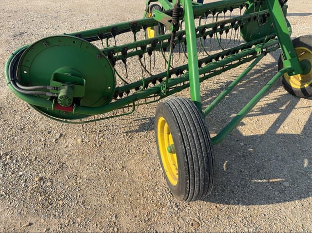 Image of John Deere 662 equipment image 4